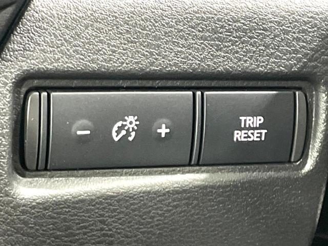 ノート Ｘ　禁煙車　衝突軽減装置　ナビ　バックカメラ　ＥＴＣ　Ｂｌｕｅｔｏｏｔｈ接続　ＬＥＤヘッド　コーナーセンサー　スマートキー　ステアリングスイッチ　オートエアコン　盗難防止装置　オートライト（49枚目）