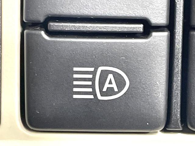 ムーヴキャンバス Ｇメイクアップリミテッド　ＳＡＩＩＩ　メモリナビ　全周囲カメラ　両側電動ドア　禁煙車　衝突軽減システム　スマートキー　ＬＥＤヘッド／フォグ　オートハイビーム　オートライト／エアコン　Ｂｌｕｅｔｏｏｔｈ再生　フルセグ　車線逸脱警報（41枚目）