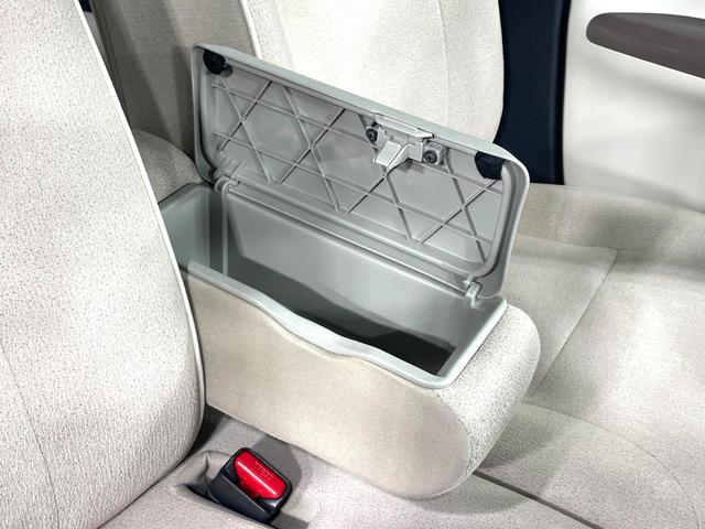 ムーヴキャンバス Ｇメイクアップリミテッド　ＳＡＩＩＩ　メモリナビ　全周囲カメラ　両側電動ドア　禁煙車　衝突軽減システム　スマートキー　ＬＥＤヘッド／フォグ　オートハイビーム　オートライト／エアコン　Ｂｌｕｅｔｏｏｔｈ再生　フルセグ　車線逸脱警報（47枚目）