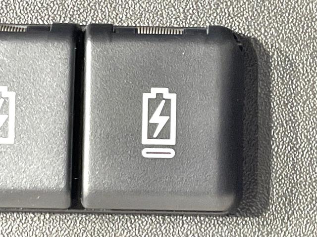 スペーシア ハイブリッドＸ　届出済未使用車　両側電動ドア　セーフティサポート　シートヒーター　踏み間違い防止装置　車線逸脱警報　ハイビームアシスト　ＬＥＤヘッド　オートライト／エアコン　スマートキー　アイドリングストップ（46枚目）