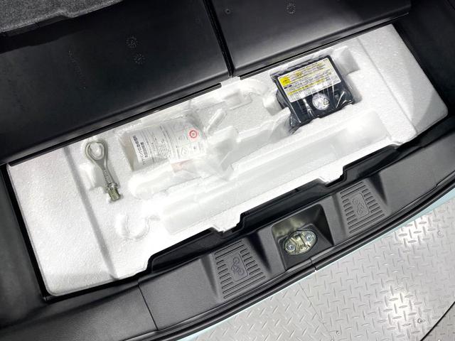 スペーシア ハイブリッドＸ　届出済未使用車　両側電動ドア　セーフティサポート　シートヒーター　踏み間違い防止装置　車線逸脱警報　ハイビームアシスト　ＬＥＤヘッド　オートライト／エアコン　スマートキー　アイドリングストップ（53枚目）