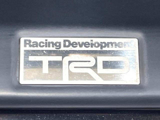 �y�s�q�c�G�A���z�l�C�̂s�q�c�G�A���𑕔��I�N���}�̊O�ς����X�^�C���b�V���ɂȂ�A�X���ő��݊����ӂ��P��Ɂ􏫗������ւ��鎞�ɂ����Z�[���ɉe�����₷���A���l����l�C�̑����ł��I