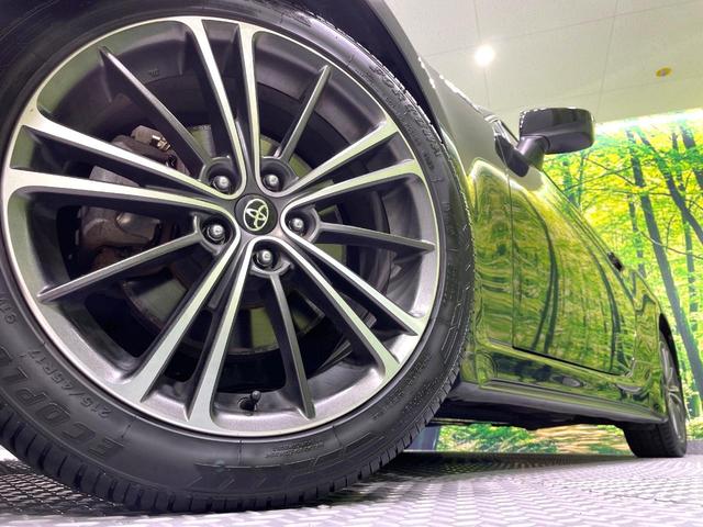 �y�����P�V�C���`�A���~�z�C�[���z�O�ςɃ}�b�`���������A���~�z�C�[���𑕒����Ă���܂��B�e��ЊO�A���~�z�C�[����A�X�^�b�h���X�^�C�����戵�����Ă���܂��B���񂲑��k����������