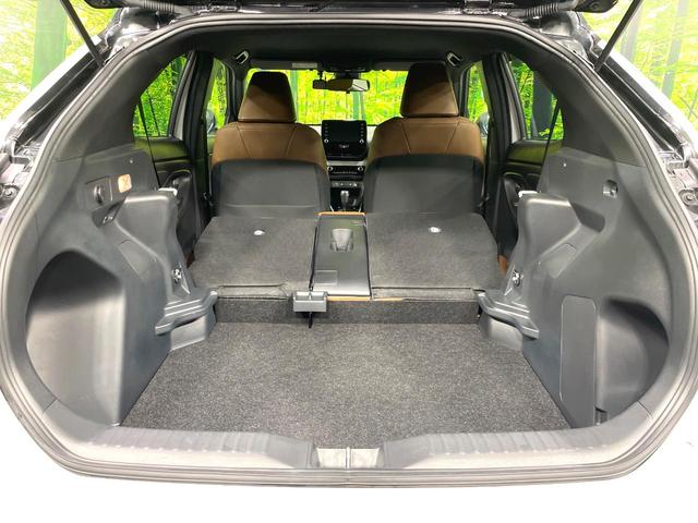 ヤリスクロス ハイブリッドＺ　アドベンチャー　純正８型ナビ　全周囲カメラ　禁煙車　セーフティセンス　レーダークルーズ　ブラインドスポットモニター　ハーフレザーシート　パワーシート　シート／ハンドルヒーター　ＬＥＤヘッド／フォグ　ドラレコ　ＥＴＣ（12枚目）