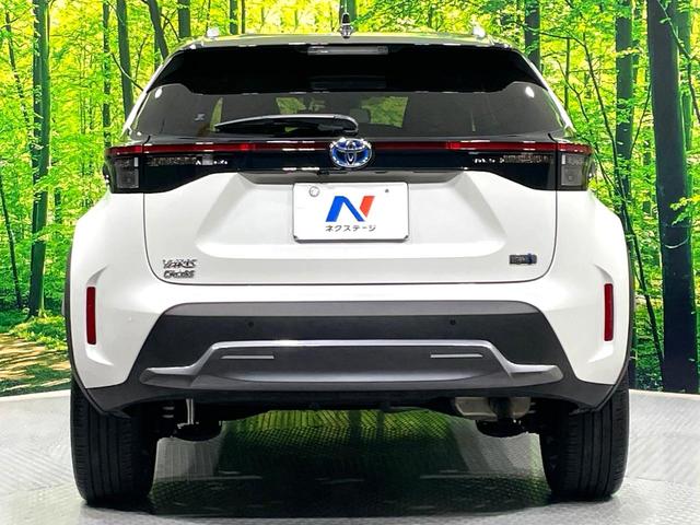 ヤリスクロス ハイブリッドＺ　アドベンチャー　純正８型ナビ　全周囲カメラ　禁煙車　セーフティセンス　レーダークルーズ　ブラインドスポットモニター　ハーフレザーシート　パワーシート　シート／ハンドルヒーター　ＬＥＤヘッド／フォグ　ドラレコ　ＥＴＣ（17枚目）