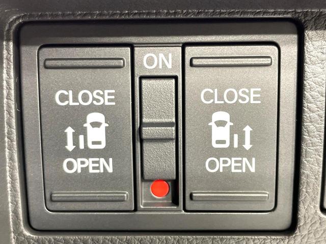 ステップワゴン ｅ：ＨＥＶスパーダ　登録済未使用車　両側電動ドア　ホンダセンシング　アダプティブクルーズ　ブラインドスポットモニター　シートヒーター　電動リアゲート　ＬＥＤヘッド／フォグ　ハーフレザー　クリアランスソナー　スマートキー（3枚目）