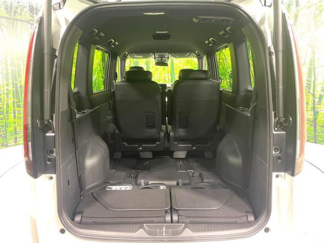 ステップワゴン ｅ：ＨＥＶスパーダ　登録済未使用車　両側電動ドア　ホンダセンシング　アダプティブクルーズ　ブラインドスポットモニター　シートヒーター　電動リアゲート　ＬＥＤヘッド／フォグ　ハーフレザー　クリアランスソナー　スマートキー（13枚目）