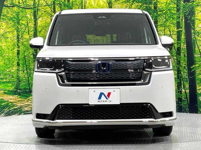 ステップワゴン ｅ：ＨＥＶスパーダ　登録済未使用車　両側電動ドア　ホンダセンシング　アダプティブクルーズ　ブラインドスポットモニター　シートヒーター　電動リアゲート　ＬＥＤヘッド／フォグ　ハーフレザー　クリアランスソナー　スマートキー（17枚目）