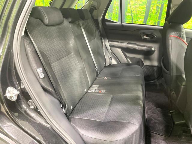 ライズ Ｚ　モデリスタエアロ　純正９型ディスプレイ　バックカメラ　禁煙車　スマートアシスト　アダプティブクルーズ　ＬＥＤヘッド／フォグ　シートヒーター　フルセグ　Ｂｌｕｅｔｏｏｔｈ　ＥＴＣ　純正１７インチアルミ（11枚目）