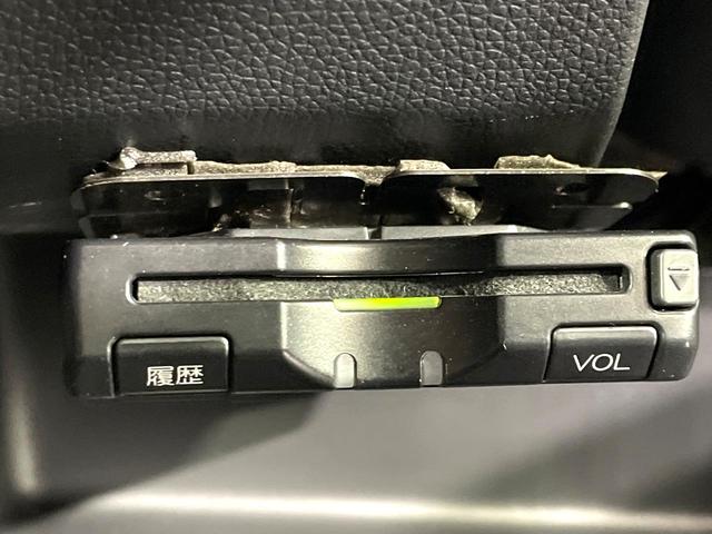 Ｎ－ＯＮＥ Ｇ　ＳＳパッケージ　純正ナビ　バックカメラ　禁煙車　衝突軽減装置　ＨＩＤヘッド　ドラレコ　Ｂｌｕｅｔｏｏｔｈ再生　ＥＴＣ　スマートキー　オートライト／エアコン　電動格納ミラー　横滑り防止装置　盗難防止システム（6枚目）