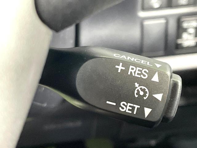 �y�N���[�Y�R���g���[���z�������H�����N���N���s�B�A�N�Z���𗣂��Ă���葬�x�ő��s���ł��A�������^�]���̕��S���y���I�����E�������ȒP�ȃX�C�b�`����Œ����ł��܂��B