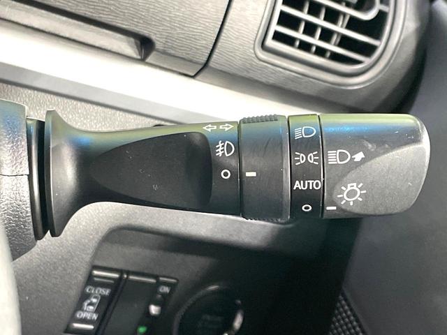 タント カスタムＸ　トップエディションＳＡＩＩＩ　ＳＤナビ　バックカメラ　禁煙車　パワースライドドア　スマートアシスト　踏み間違い防止装置　シートヒーター　ハーフレザー　ＬＥＤヘッド／フォグ　ドラレコ　フルセグ　Ｂｌｕｅｔｏｏｔｈ再生　スマートキー（47枚目）