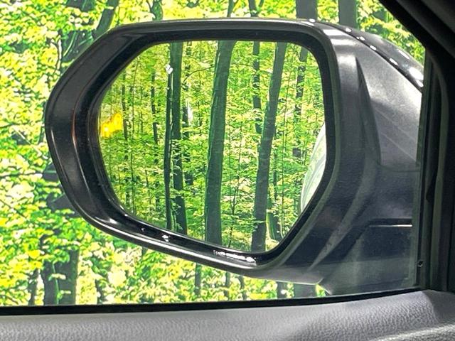 ヤリスクロス ハイブリッドＺ　禁煙車　純正８型ディスプレイオーディオ　全周囲カメラ　２トーンカラー　セーフティセンス　レーダークルーズ　ドラレコ　ＥＴＣ　ブラインドスポットモニター　ＬＥＤヘッド　パワーシート　シートヒーター（9枚目）