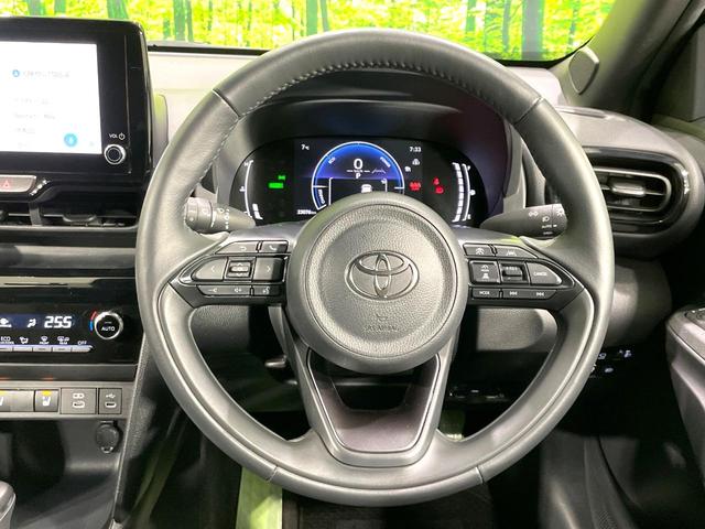 ヤリスクロス ハイブリッドＺ　禁煙車　純正８型ディスプレイオーディオ　全周囲カメラ　２トーンカラー　セーフティセンス　レーダークルーズ　ドラレコ　ＥＴＣ　ブラインドスポットモニター　ＬＥＤヘッド　パワーシート　シートヒーター（14枚目）