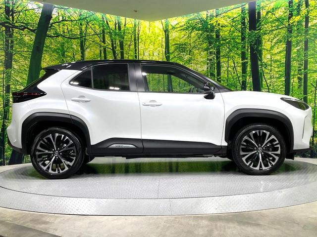 ヤリスクロス ハイブリッドＺ　禁煙車　純正８型ディスプレイオーディオ　全周囲カメラ　２トーンカラー　セーフティセンス　レーダークルーズ　ドラレコ　ＥＴＣ　ブラインドスポットモニター　ＬＥＤヘッド　パワーシート　シートヒーター（30枚目）