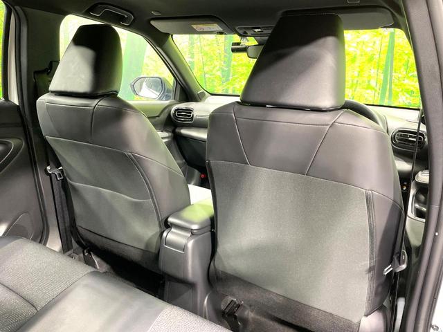 ヤリスクロス ハイブリッドＺ　禁煙車　純正８型ディスプレイオーディオ　全周囲カメラ　２トーンカラー　セーフティセンス　レーダークルーズ　ドラレコ　ＥＴＣ　ブラインドスポットモニター　ＬＥＤヘッド　パワーシート　シートヒーター（42枚目）