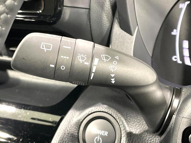 ヤリスクロス ハイブリッドＺ　禁煙車　純正８型ディスプレイオーディオ　全周囲カメラ　２トーンカラー　セーフティセンス　レーダークルーズ　ドラレコ　ＥＴＣ　ブラインドスポットモニター　ＬＥＤヘッド　パワーシート　シートヒーター（46枚目）