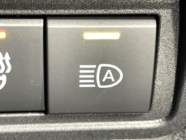 ヤリスクロス ハイブリッドＺ　禁煙車　純正８型ディスプレイオーディオ　全周囲カメラ　２トーンカラー　セーフティセンス　レーダークルーズ　ドラレコ　ＥＴＣ　ブラインドスポットモニター　ＬＥＤヘッド　パワーシート　シートヒーター（52枚目）