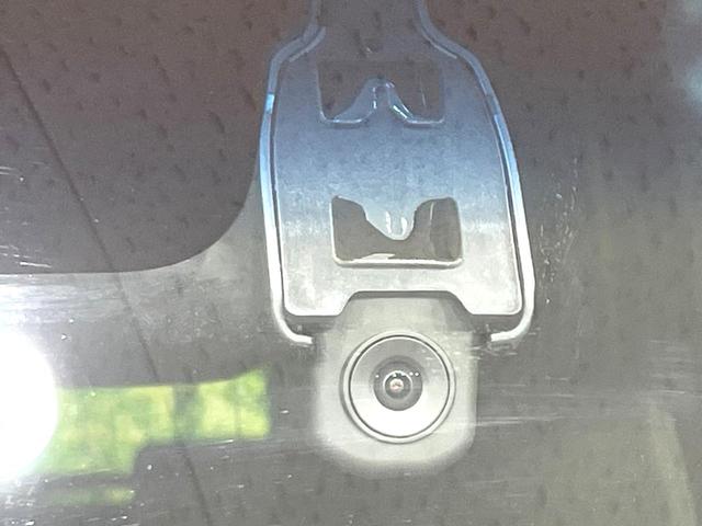 Ｎ－ＢＯＸカスタム Ｌターボ　禁煙車　純正８型ナビ　両側電動スライドドア　ホンダセンシング　アダプティブクルーズ　バックカメラ　ドラレコ　ＥＴＣ　ＬＥＤヘッドライト　シートヒーター　ハーフレザーシート　純正１５インチＡＷ（6枚目）