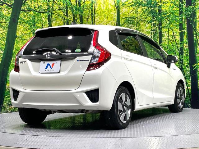 フィットハイブリッド Lパッケージ 禁煙車 純正ナビ バックカメラ ドラレコ LEDヘッド/フォグ ETC クルコン オートライト/エアコン Bluetooth接続 フルセグ スマートキー プッシュスタート(31枚目)