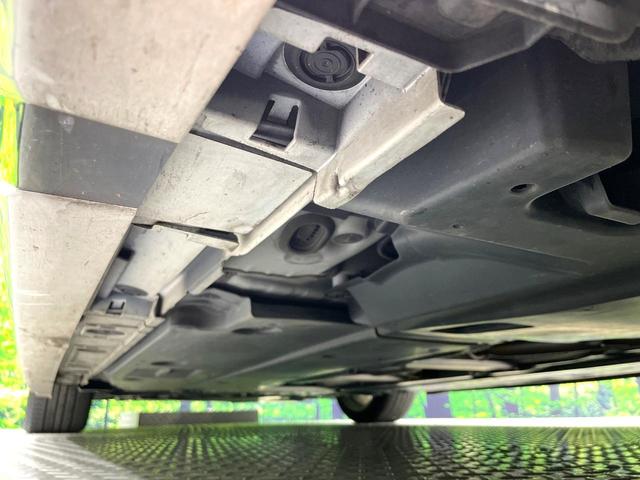 カローラツーリング ハイブリッド　ダブルバイビー　モデリスタエアロ　純正９型ディスプレイ　バックカメラ　禁煙車　セーフティセンス　レーダークルーズ　ＬＥＤヘッド／フォグ　ハーフレザー　ドラレコ　Ｂｌｕｅｔｏｏｔｈ再生　ＥＴＣ　スマートキー（22枚目）