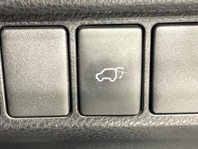 ハリアー プレミアム　メタル　アンド　レザーパッケージ　純正エアロ　純正９型ナビ　禁煙車　衝突軽減装置　電動リアゲート　レーダークルーズ　バックカメラ　ドラレコ　ＥＴＣ　ＬＥＤヘッドライト　黒革シート　シートベンチレーション　パワーシート　フルセグＴＶ（59枚目）