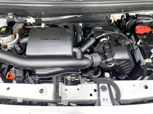 Ｎ－ＢＯＸ ベースグレード　禁煙車　純正８型ディスプレイオーディオ　両側電動スライドドア　ホンダセンシング　アダプティブクルーズ　ＬＥＤヘッドライト　バックカメラ　ドラレコ　ＥＴＣ　オートエアコン　シートヒーター（19枚目）