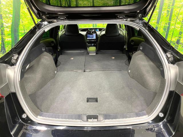 プリウス Ｓツーリングセレクション　モデリスタエアロ　純正９型ナビ　バックカメラ　禁煙車　セーフティセンス　レーダークルーズ　１７インチモデリスタＡＷ　シートヒーター　合皮シート　ＬＥＤヘッド／フォグ　ドラレコ　フルセグ　ＥＴＣ（12枚目）