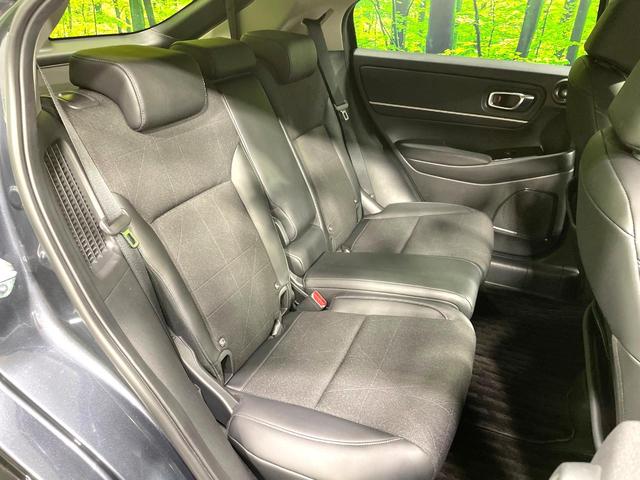 ヴェゼル ｅ：ＨＥＶ　Ｚ　純正９型ナビ　全周囲カメラ　禁煙車　ホンダセンシング　アダプティブクルーズ　ブラインドスポットモニター　ＬＥＤヘッド／フォグ　ハーフレザー　シートヒーター　フルセグ　Ｂｌｕｅｔｏｏｔｈ再生　ＥＴＣ（11枚目）