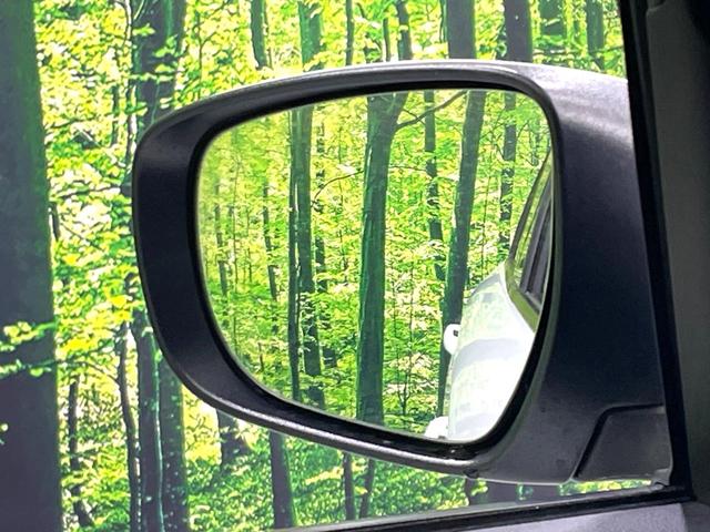 �y�u���C���h�X�|�b�g���j�^�[�z���s���A�h�A�~���[�̎��p�ɂȂ�₷���ӏ��Ɍ㑱�Ԃ��ڋ߂���ƃT�C�h�~���[�t�߂Ɍx����\���A�h���C�o�[�ɒ��ӊ��N�����Ă���܂��B