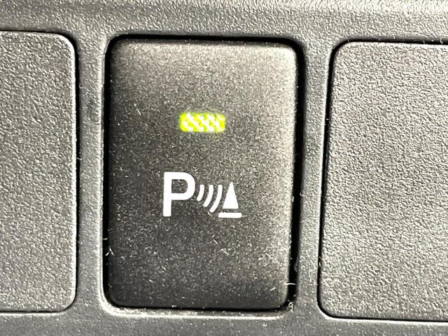 ルーミー Ｇ　純正９型ディスプレイ　バックカメラ　両側電動ドア　禁煙車　スマートアシスト　スマートキー　ＬＥＤヘッド　コーナーセンサー　オートハイビーム　Ｂｌｕｅｔｏｏｔｈ　フルセグ　ＥＴＣ　オートライト／エアコン（7枚目）