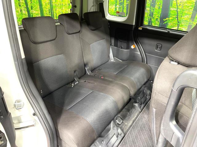 ルーミー Ｇ　純正９型ディスプレイ　バックカメラ　両側電動ドア　禁煙車　スマートアシスト　スマートキー　ＬＥＤヘッド　コーナーセンサー　オートハイビーム　Ｂｌｕｅｔｏｏｔｈ　フルセグ　ＥＴＣ　オートライト／エアコン（11枚目）