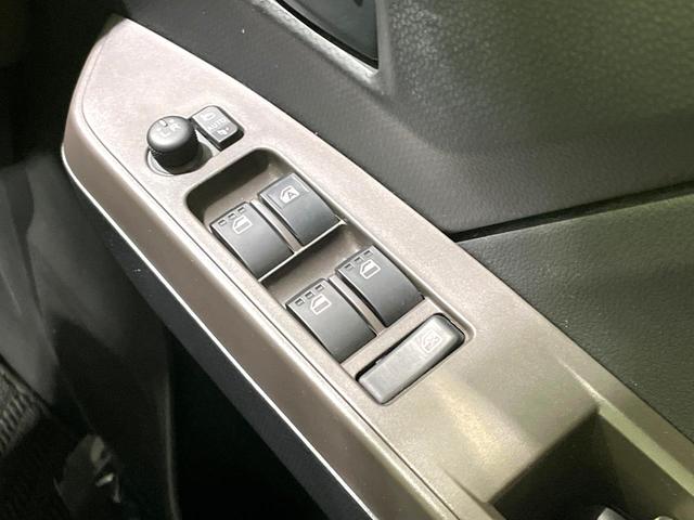 ルーミー Ｇ　純正９型ディスプレイ　バックカメラ　両側電動ドア　禁煙車　スマートアシスト　スマートキー　ＬＥＤヘッド　コーナーセンサー　オートハイビーム　Ｂｌｕｅｔｏｏｔｈ　フルセグ　ＥＴＣ　オートライト／エアコン（35枚目）