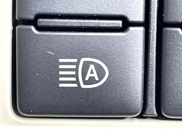 ムーヴキャンバス ＧメイクアップＶＳ　ＳＡＩＩＩ　ＳＤナビ　全周囲カメラ　禁煙車　両側電動ドア　スマートアシスト　踏み間違い防止装置　シートヒーター　ＬＥＤヘッド／フォグ　ドラレコ　フルセグ　Ｂｌｕｅｔｏｏｔｈ再生　ＥＴＣ　スマートキー（23枚目）