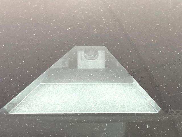 �y�G�}�[�W�F���V�[�u���[�L�z���s���ɑO���̎ԗ�����F�����A�Փ˂������Ȏ��͌x��ƃu���[�L�ŏՓˉ���Ɣ�Q�y�����A�V�X�g�B�����S�Ƀh���C�u�����y���݂��������܂��B