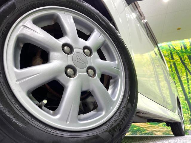 �y�����P�S�C���`�A���~�z�C�[���z�O�ςɃ}�b�`���������A���~�z�C�[���𑕒����Ă���܂��B�e��ЊO�A���~�z�C�[����A�X�^�b�h���X�^�C�����戵�����Ă���܂��B���񂲑��k����������