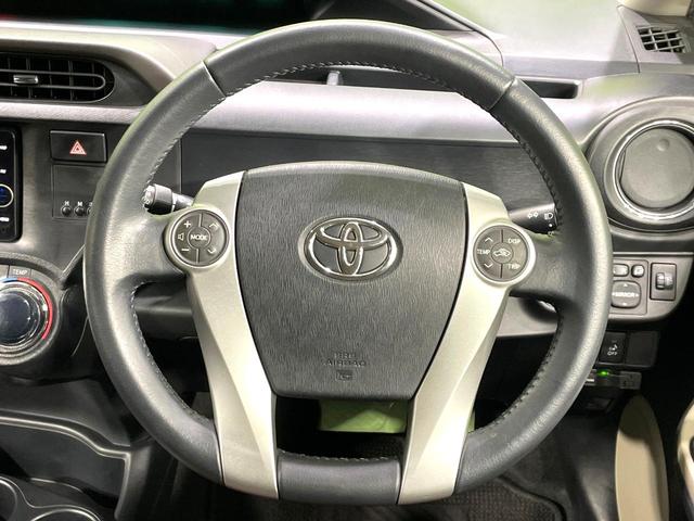 アクア Ｇ　禁煙車　純正ナビ　バックカメラ　ＥＴＣ　フルセグ　Ｂｌｕｅｔｏｏｔｈ接続　ドラレコ　スマートキー　ＬＥＤヘッド　革巻きステアリング　オートエアコン　ＣＤ／ＤＶＤ再生　盗難防止装置　オートライト（11枚目）