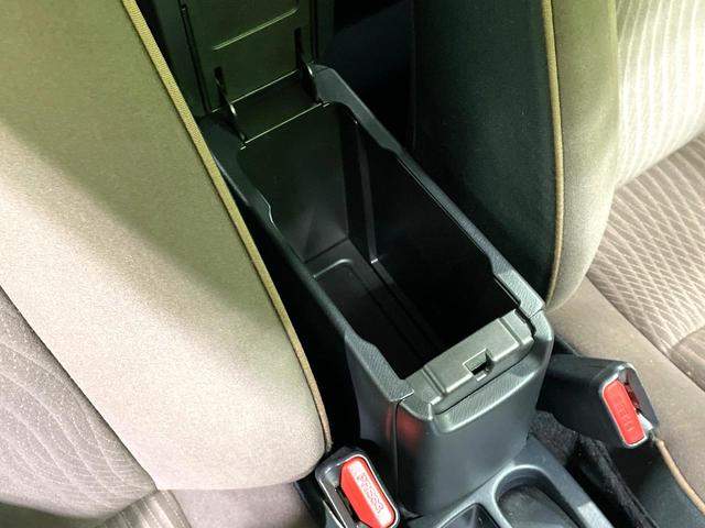 アクア Ｇ　禁煙車　純正ナビ　バックカメラ　ＥＴＣ　フルセグ　Ｂｌｕｅｔｏｏｔｈ接続　ドラレコ　スマートキー　ＬＥＤヘッド　革巻きステアリング　オートエアコン　ＣＤ／ＤＶＤ再生　盗難防止装置　オートライト（58枚目）