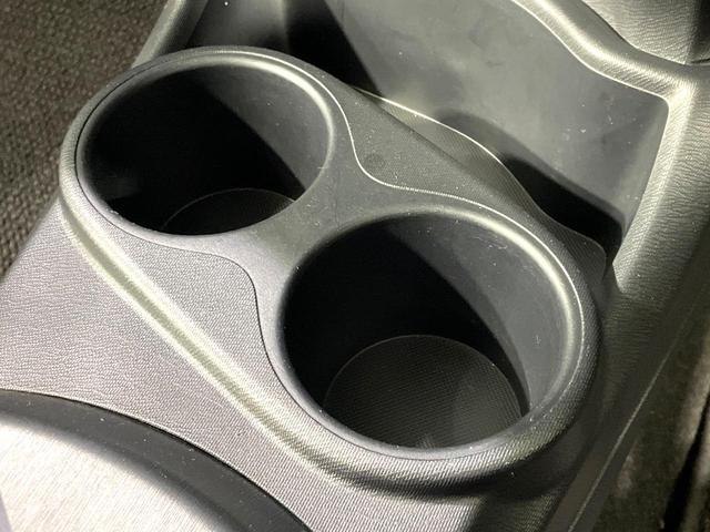 アクア Ｇ　禁煙車　純正ナビ　バックカメラ　ＥＴＣ　フルセグ　Ｂｌｕｅｔｏｏｔｈ接続　ドラレコ　スマートキー　ＬＥＤヘッド　革巻きステアリング　オートエアコン　ＣＤ／ＤＶＤ再生　盗難防止装置　オートライト（60枚目）