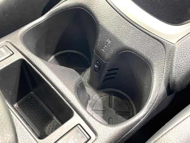 エクストレイル ２０Ｘ　エマージェンシーブレーキパッケージ　純正ナビ　バックカメラ　禁煙車　衝突軽減装置　踏み間違い防止　シートヒーター　防水シート　ＬＥＤヘッド　ドラレコ　フルセグ　Ｂｌｕｅｔｏｏｔｈ再生　ＥＴＣ　スマートキー　オートライト／エアコン（55枚目）