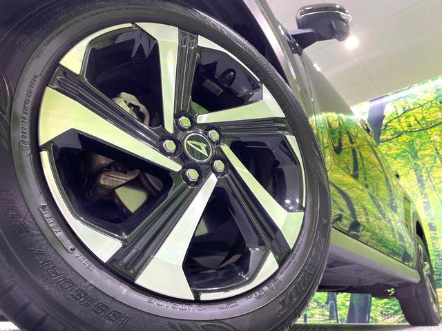 �y�����P�V�C���`�A���~�z�C�[���z�O�ςɃ}�b�`���������A���~�z�C�[���𑕒����Ă���܂��B�e��ЊO�A���~�z�C�[����A�X�^�b�h���X�^�C�����戵�����Ă���܂��B���񂲑��k����������