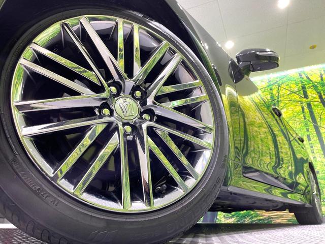 �y�����P�W�C���`�A���~�z�C�[���z�O�ςɃ}�b�`���������A���~�z�C�[���𑕒����Ă���܂��B�e��ЊO�A���~�z�C�[����A�X�^�b�h���X�^�C�����戵�����Ă���܂��B���񂲑��k����������