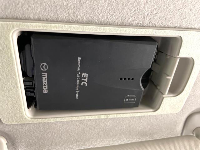 デミオ ＸＤツーリング　純正ナビ　バックカメラ　禁煙車　衝突軽減装置　クルーズコントロール　ＬＥＤヘッド　ブラインドスポットモニター　フルセグ　Ｂｌｕｅｔｏｏｔｈ再生　ＥＴＣ　スマートキー　踏み間違い防止装置（8枚目）