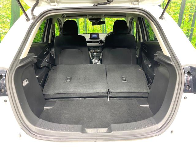 デミオ ＸＤツーリング　純正ナビ　バックカメラ　禁煙車　衝突軽減装置　クルーズコントロール　ＬＥＤヘッド　ブラインドスポットモニター　フルセグ　Ｂｌｕｅｔｏｏｔｈ再生　ＥＴＣ　スマートキー　踏み間違い防止装置（12枚目）