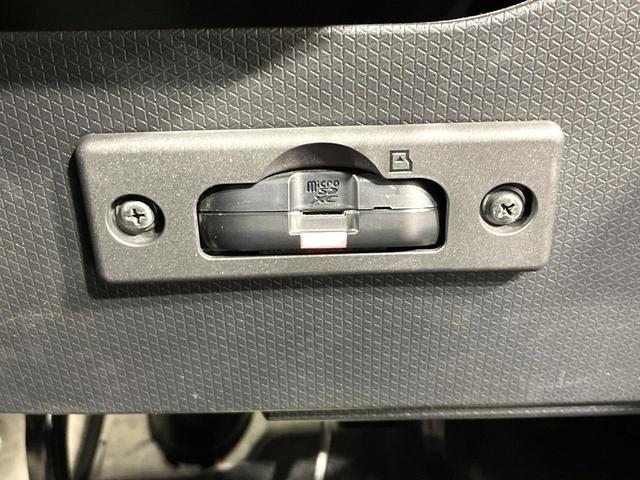 タント カスタムＲＳスタイルセレクション　純正９型ナビ　バックカメラ　禁煙車　両側電動ドア　スマートアシスト　アダプティブクルーズ　踏み間違い防止装置　ハーフレザー　シートヒーター　ＬＥＤヘッド／フォグ　ドラレコ　フルセグ　ＥＴＣ（41枚目）