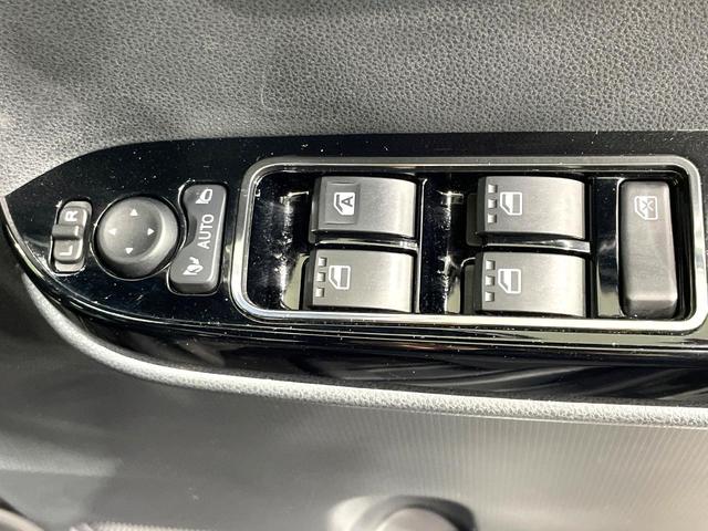 タント カスタムＲＳスタイルセレクション　純正９型ナビ　バックカメラ　禁煙車　両側電動ドア　スマートアシスト　アダプティブクルーズ　踏み間違い防止装置　ハーフレザー　シートヒーター　ＬＥＤヘッド／フォグ　ドラレコ　フルセグ　ＥＴＣ（56枚目）