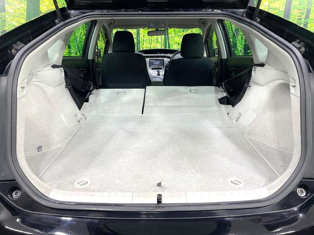 プリウス Ｓ　純正８型ナビ　バックカメラ　ＨＩＤヘッド　オートライト／エアコン　スマートキー　フルセグ　Ｂｌｕｅｔｏｏｔｈ再生　ＥＴＣ　盗難防止システム（12枚目）