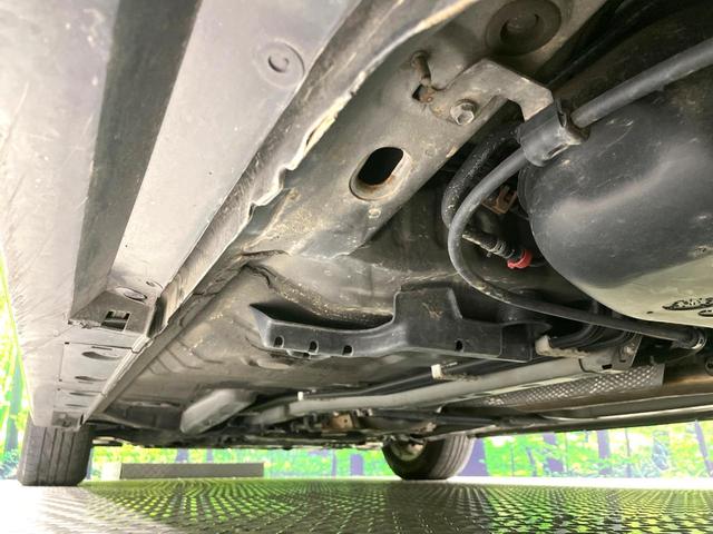 プリウス Ｓ　純正８型ナビ　バックカメラ　ＨＩＤヘッド　オートライト／エアコン　スマートキー　フルセグ　Ｂｌｕｅｔｏｏｔｈ再生　ＥＴＣ　盗難防止システム（22枚目）