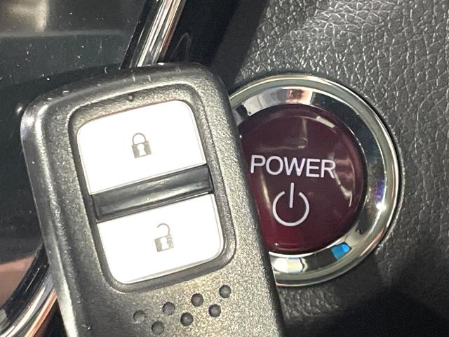 �y�g���������X�}�[�g�L�[�z�J�o����|�P�b�g�ɓ��ꂽ�܂܂ł��h�A�̎{���E�������\�ȃX�}�[�g�L�[�𑕔��B�G���W���̃I���E�I�t�����J�M�����o���K�v����������Ƃ��Ă��֗��ł���