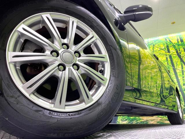 プリウス Ｓ　ＳＤナビ　バックカメラ　禁煙車　ＬＥＤヘッド　スマートキー　コーナーセンサー　フルセグ　Ｂｌｕｅｔｏｏｔｈ接続　ＥＴＣ　オートライト／エアコン　横滑り防止　電動格納ミラー　盗難防止装置（13枚目）